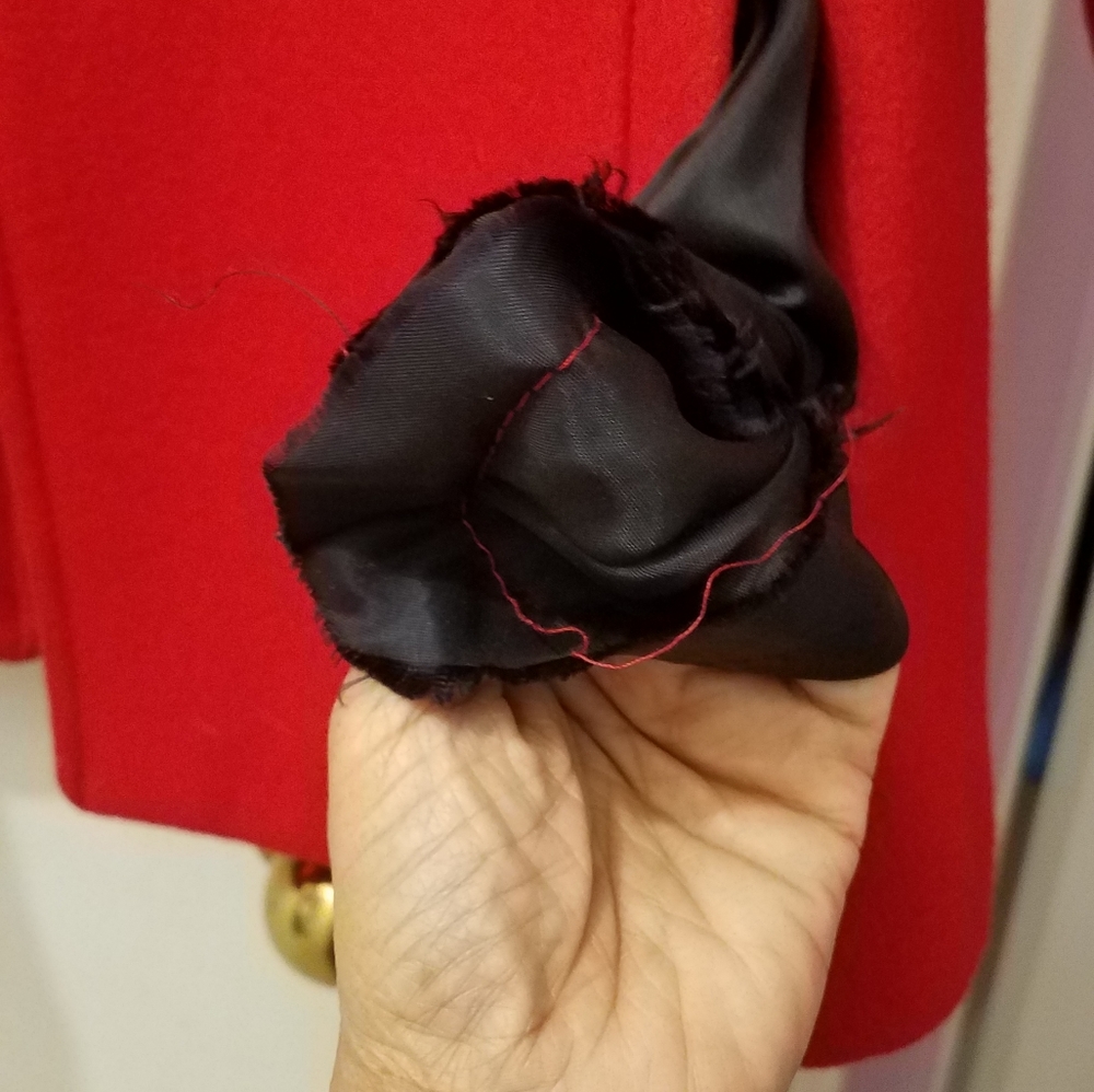 Red women's coat - Picture 6 of 7